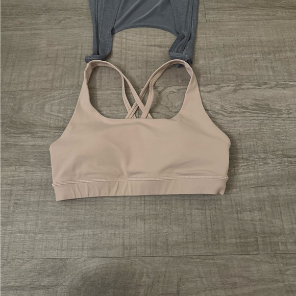 Lululemon Gray Criss Cross Tank Top and built in Beige Sports Bra Size 6 - Picture 6 of 12